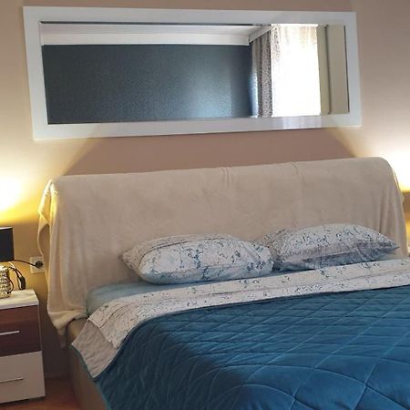 Apartman Sweet Dreams 1 Ni Exterior foto