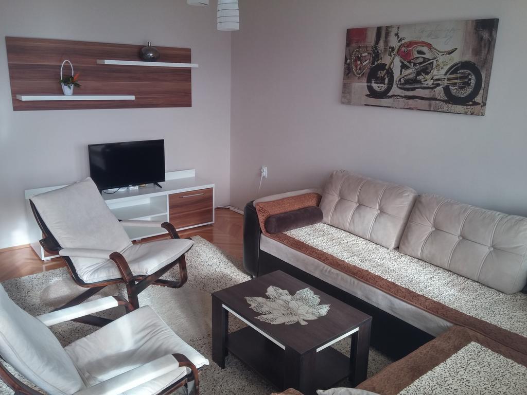 Apartman Sweet Dreams 1 Ni Exterior foto